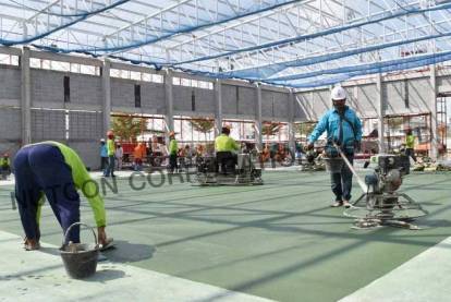 What are The Benefits of Floor Hardener Scrubbing for Concrete Floors?